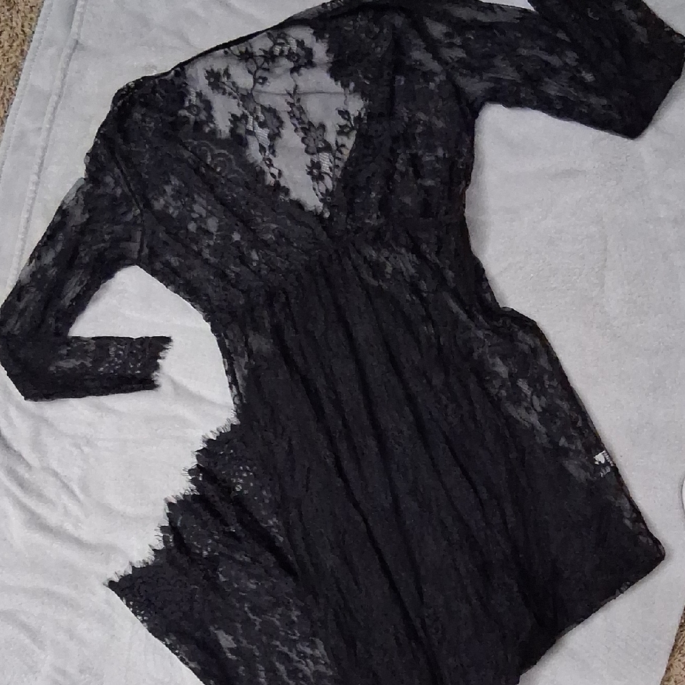 Elegant Black Lace Dress